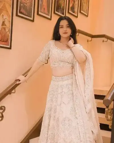 Escort Dabwali